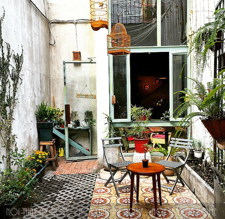 Không gian trong thiết kế quán cafe theo phong cách vintage