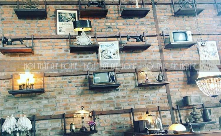 Tường quán cafe trong thiết kế nội thất Vintage