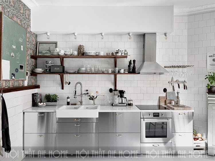 Nội thất đơn giản cho phòng bếp giúp tiết kiệm diện tích tối đa
