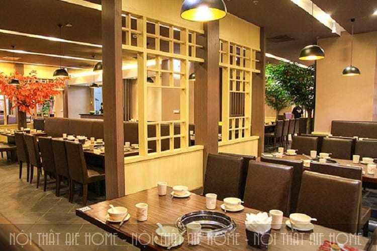 Khu vực bàn ăn trong thiết kế nhà hàng lẩu nướng không khói